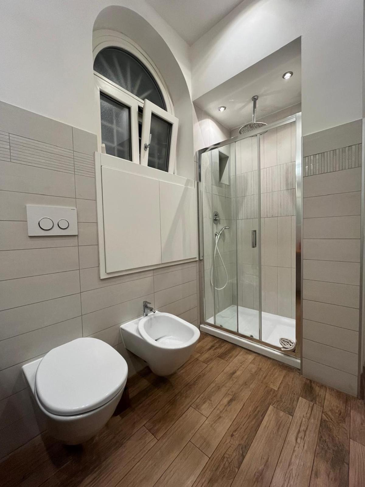 La Dolce Vita - Luxury Colosseum Boutique Apartment Róma Kültér fotó