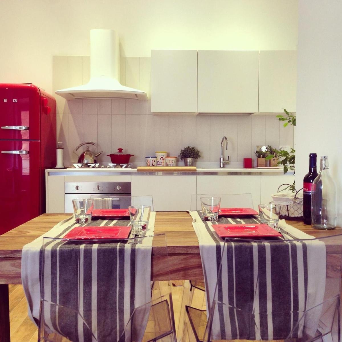 La Dolce Vita - Luxury Colosseum Boutique Apartment Róma Kültér fotó